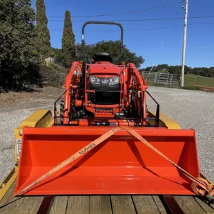 Retirement tractor L2021