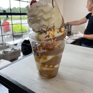 Caramel Sprinkle Sundae