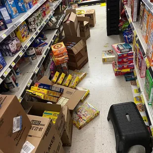 No shopping cart can go down this aisle