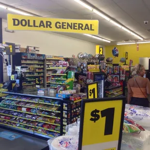 a dollar general store
