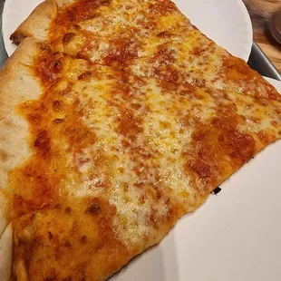 2 cheese pizza slices