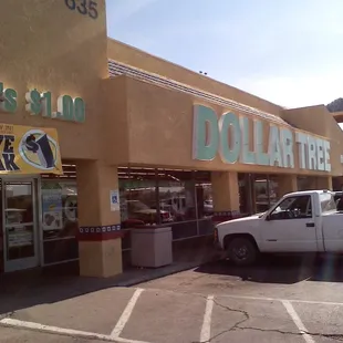Front entrance to the store on w valencia rd.
