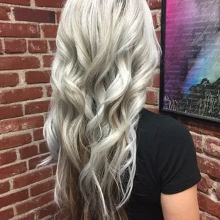 ~Cascading icy blonde beachy waves~
