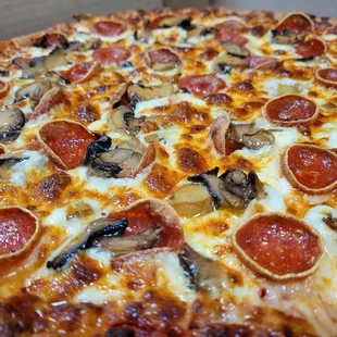 Old World Pepperoni and Mushroom Pizza