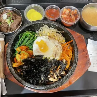 A10- Dolsot Bibimbap