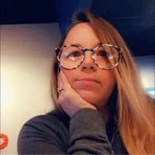 Shelly N.
