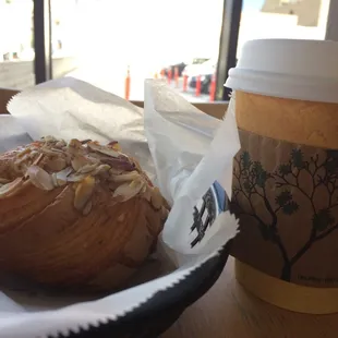 Iced Caramel Macchiato