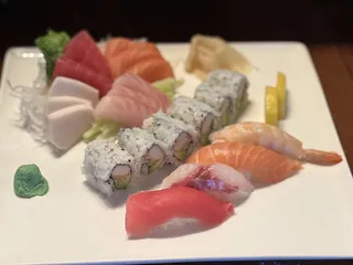 1225Raw Sushi and Sake Lounge