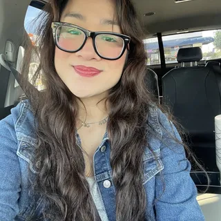 Kaitlyn C.