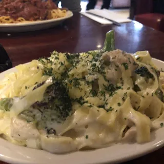 Fettuccine Alfredo