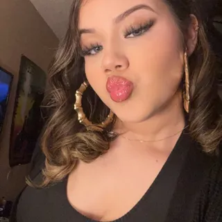 Amanda G.