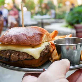 Kid&apos;s burger