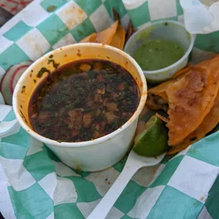 Oh my god the quesabirria here is so friggin good! Winner of all the food trucks tonight