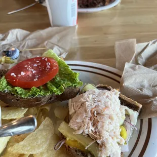 Half turkey on rye