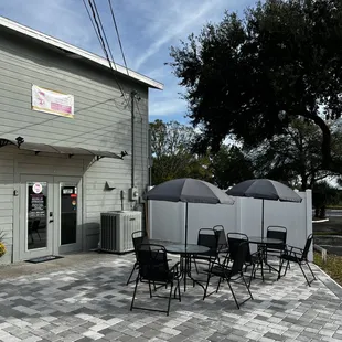 outside of a restaurant