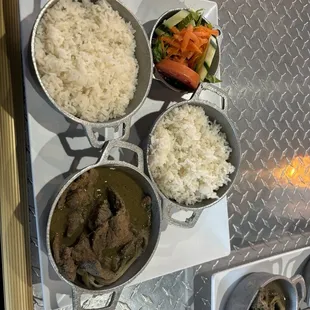 Bistec encebollado