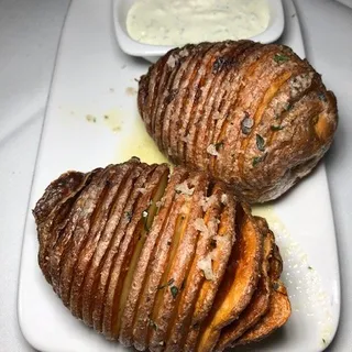 Crispy Hasselback Potato