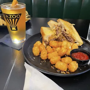 Patty melt with tots