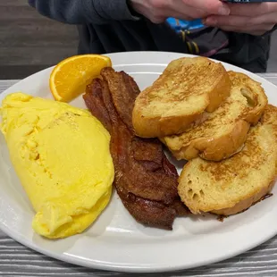 French toast eggs n bacon big portions
