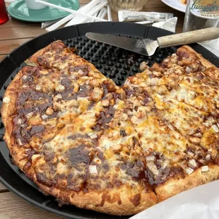 Bbq chicken pizza