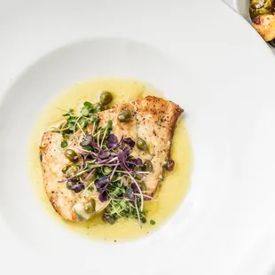 Fresh Pan Seared Salmon with Lemon Butter Caper Sauce