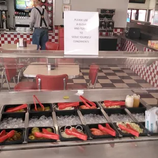 Excellent choice of condiments You can add to your burger/sandwich.