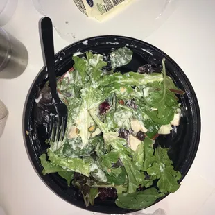 That's a whole lotta lettuce for not a whole lotta toppings.