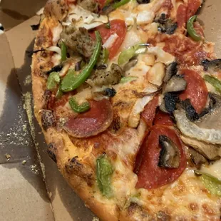 Deluxe pizza