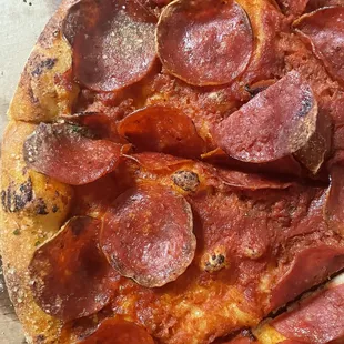 Pizza missing cheese