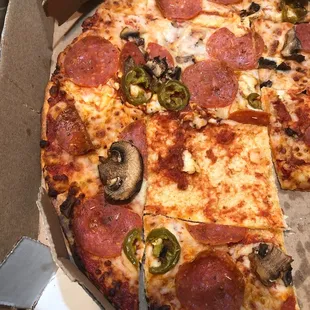 Where are the rest of the jalapeños and mushrooms? Did the Noid eat them?