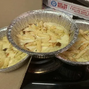 Chicken Alfredo pasta