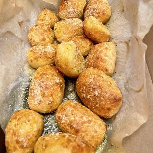 Parmesan bread bites