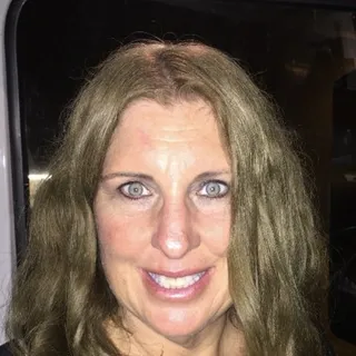 Leslee B.