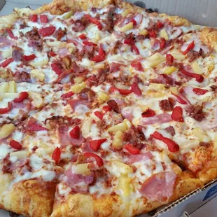 Hawaiian pizza - took advantage of the 50% off when ordering online. X-Large came out to $7.99 + tax. Good pizza too!