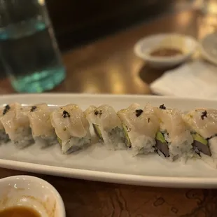 Black Pearl roll