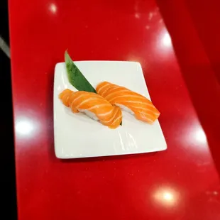 Salmon Sushi