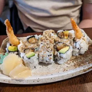 Domo Sushi Kitchen & Bar