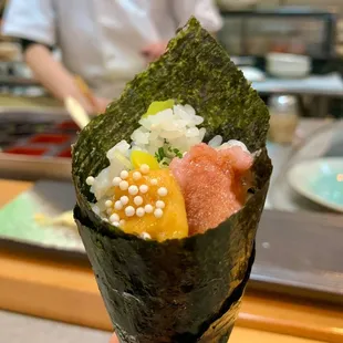 California Uni and pico hand roll