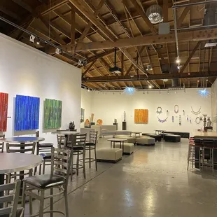 Spacious gallery with upscale fine art glass