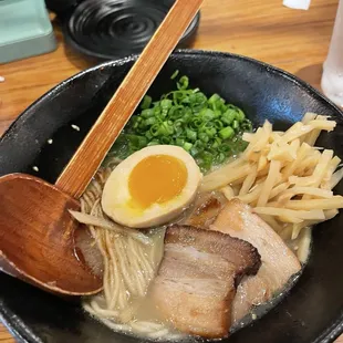 Black Tonkotsu