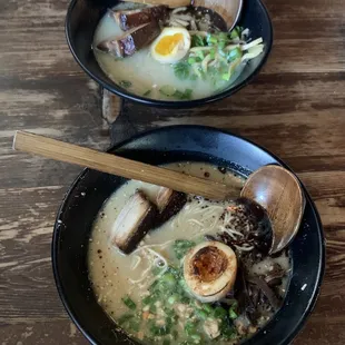 Black Tonkotsu Ramen