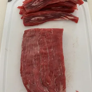 Flank steak (slicing for jerky)