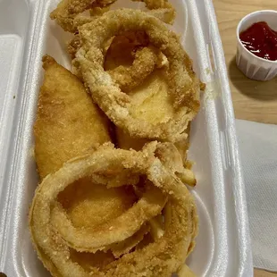 Fish &amp; chips basket - so good! (It's tilapia)