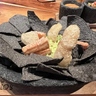 Trio chicharron prensado