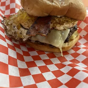 Humpty Dumpty burger