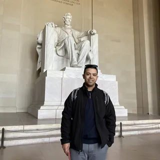 Dan B.