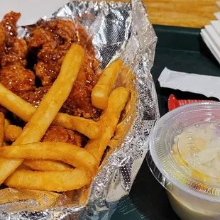 chicken wings and fried chicken, food