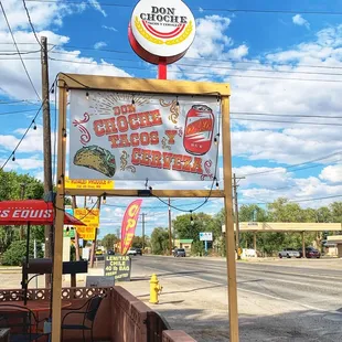 a sign for a restaurant