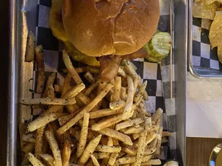 Tap & Barrel Grill