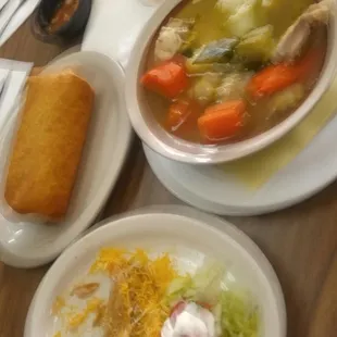 Caldo De Pollo